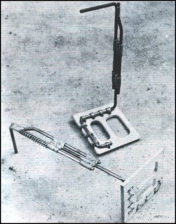 Sprung landing gear